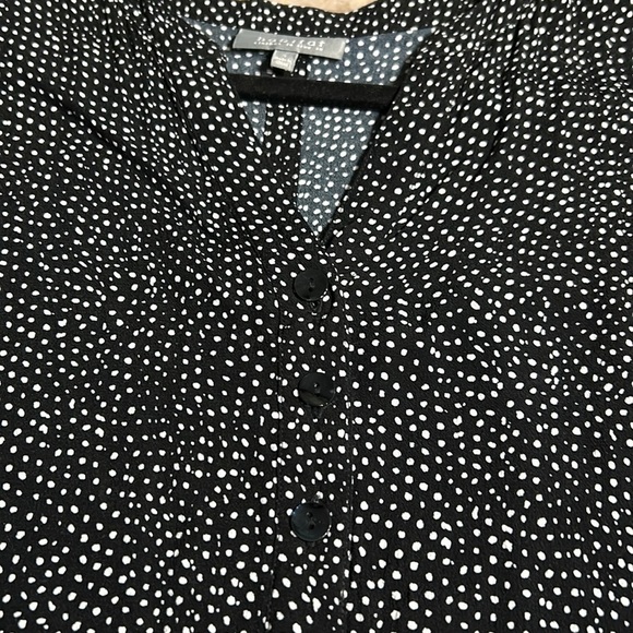 HABITAT shirt ,women Sm,asymmetrical,tie wraps at cuffs,polka dots,office ,comfy - Picture 4 of 14